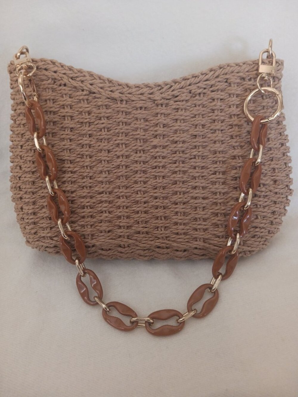 Excellent Condition Light Brown Rattan Shoulder Purse With Gold Tone Accents